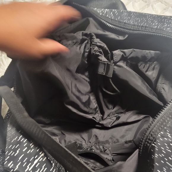 Fabletics shift bag - Picture 9 of 15